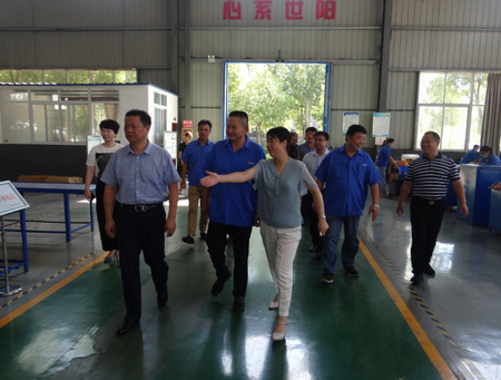 領(lǐng)導(dǎo)關(guān)懷 領(lǐng)導(dǎo)關(guān)懷